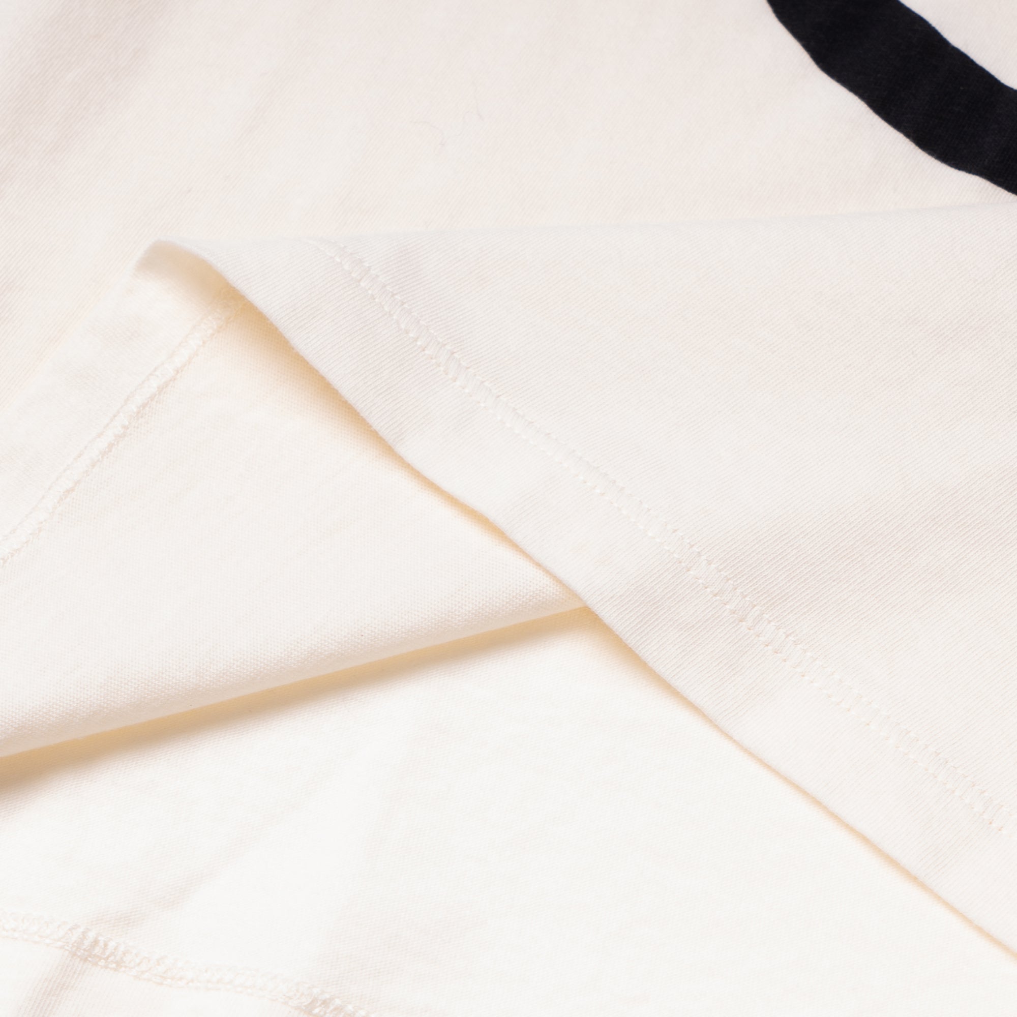 GUCCI Kaos Logo Seri Huruf, Unisex, COD '"    '"  G-09