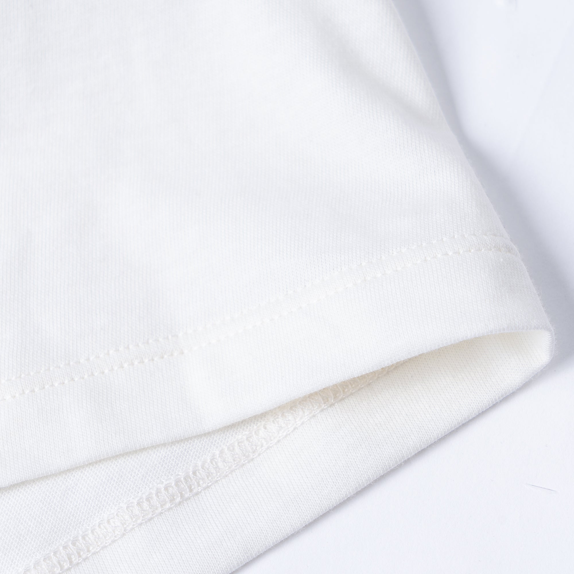 GUCCI Kaos Logo Seri Huruf, Unisex, COD '"    '"  G-24