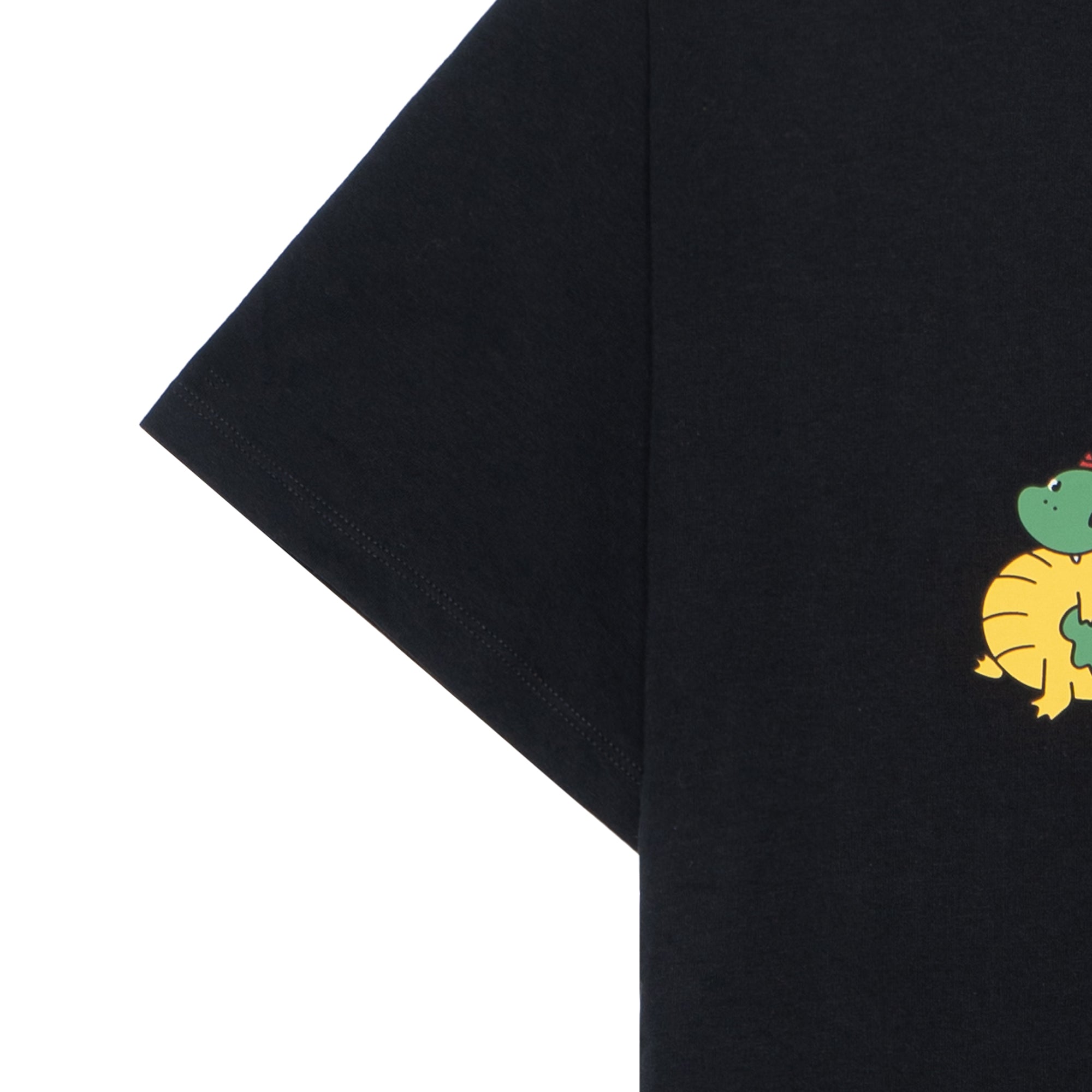 GUCCI Kaos Logo Seri Huruf, Unisex, COD '"    '"  G-15