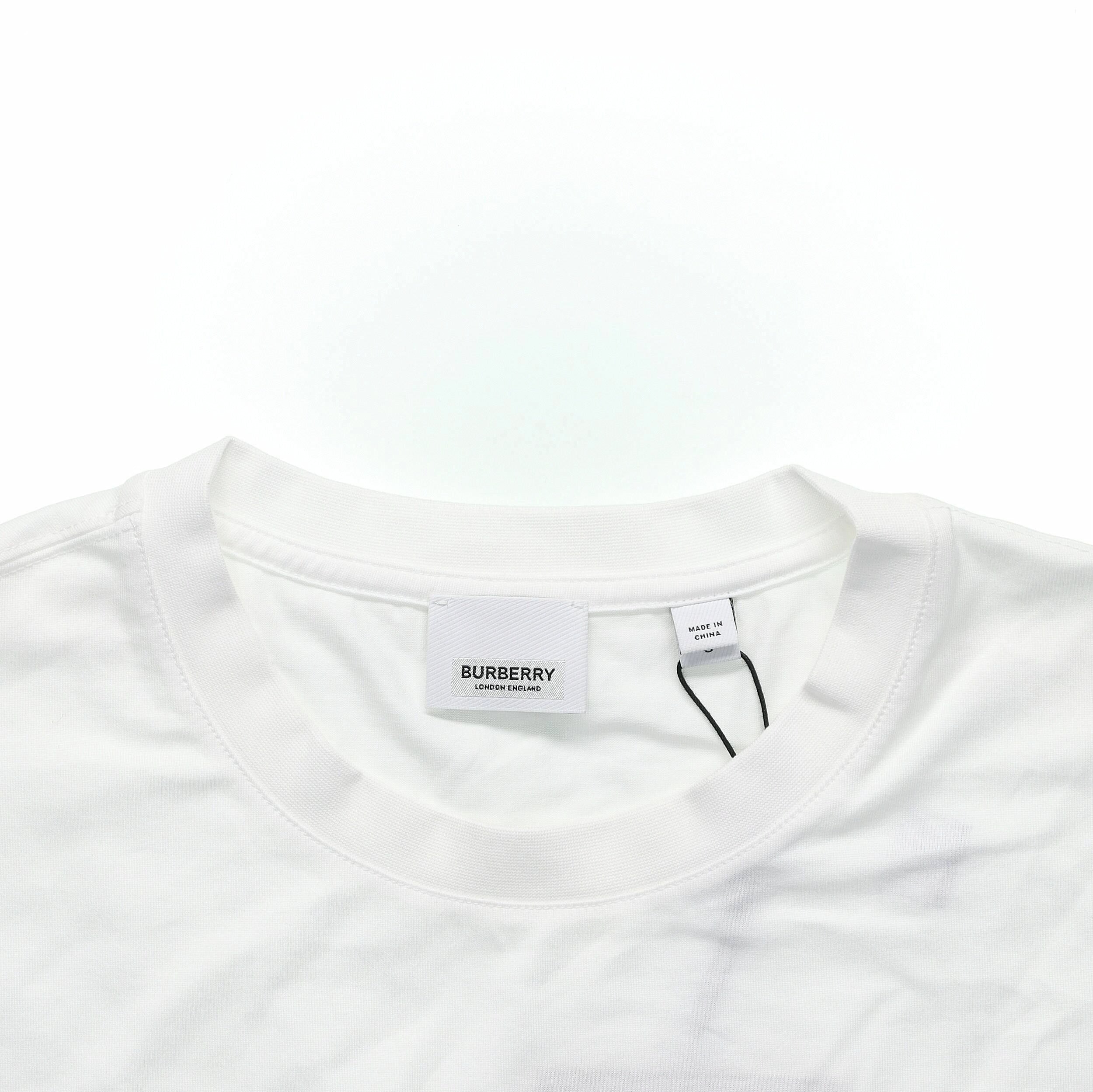 Burberry Kaos Logo Seri Huruf, Unisex, COD '"B-56