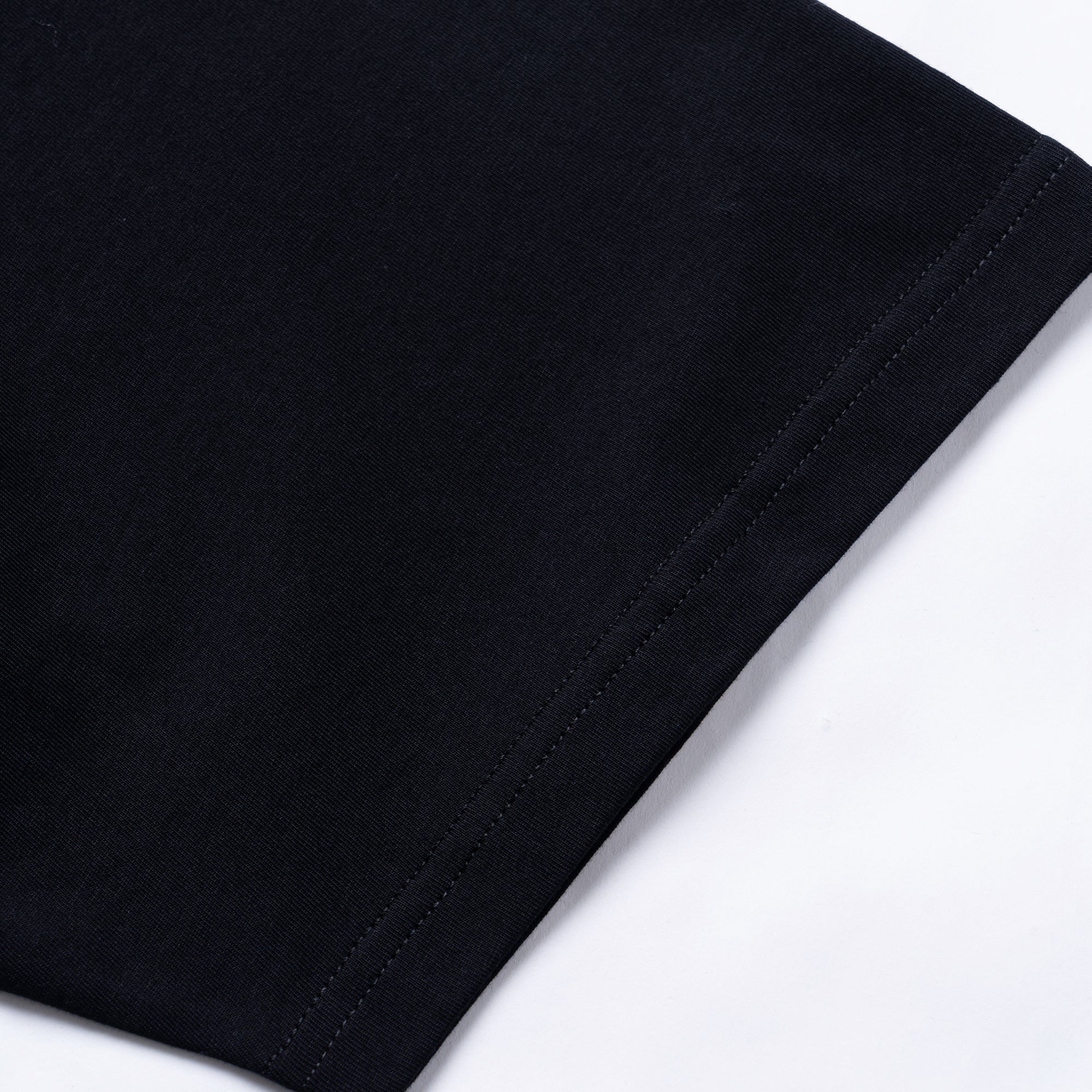 Kaos Givenchy Bermotif, Unisex -J-18